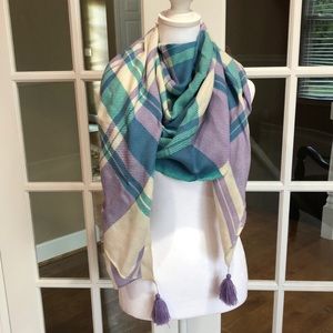 Talbots Ivory Plaid 100% Wool Scarf w/Tassels